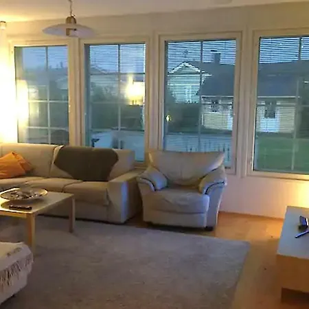 Large Private House, Sauna/jacuzzi, 29 Km Fr Helsinki * Nurmijärvi